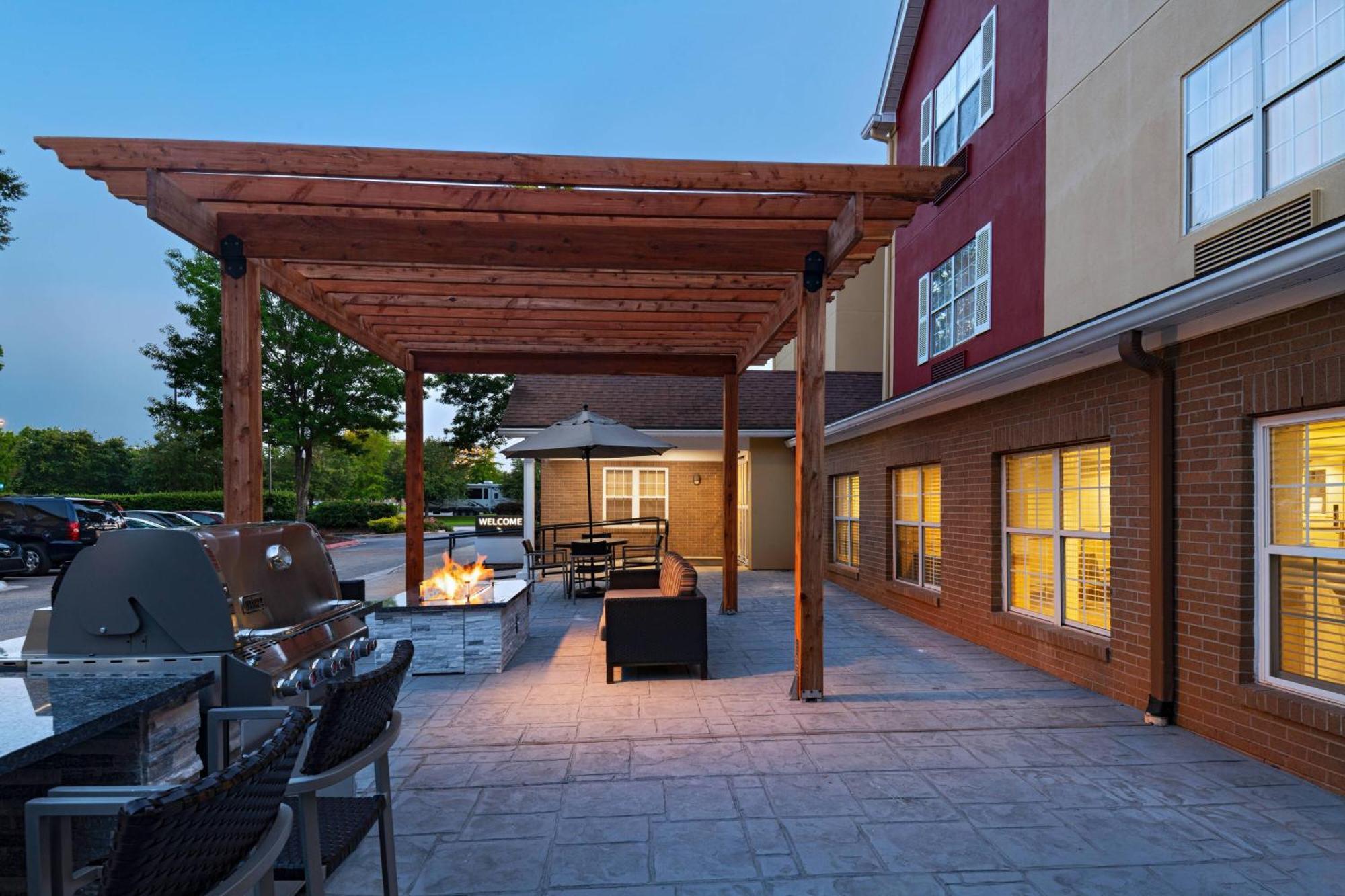 Towneplace Suites By Marriott Baton Rouge South Exterior foto